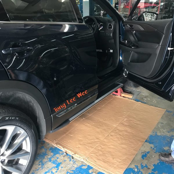 Mazda CX9 Side Step 2